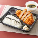 三元豚ロースカツ定食(みそ汁付)（匠屋(たくみや) 博多店）