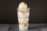 贅沢ミルクアイスパフェ(600ml)Luxurious Milk Ice Parfait（パフェBar「YORUYORU」 南6条西）