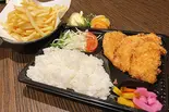 【チキンカツ応援弁当+ポテトセット】（オム卵からあげ丼 火の鳥 天下茶屋店）