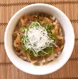 特製豚肉ごはん（京うどんの店 夢吟坊 三宿本店）