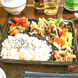 キクラゲと玉子の肉野菜炒め弁当（中華料理 三幸苑）