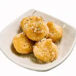 スイートポテトチーズボール(5個)（韓国家庭料理ジャンモ 津田沼店）