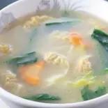 ワンタン麺(ラーメン)（中国料理 東海園）