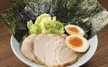 銀家スペシャルとんこつ醤油(キャベツ)(並)（横浜家系ラーメン 銀家 伊勢佐木町店）