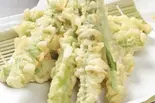 グリーンアスパラの天ぷら（つるのおんがえし横川店）