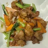 揚げ鶏肉のコショウ炒め（中国料理菜香）