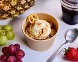 【単品グリークヨーグルト】焦がしキャラメルシンフォニー（【アサイー＆グリークヨーグルト】.BOWLS(ドットボウルズ)）
