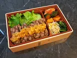 ハラミ弁当～ステーキソース味～（焼肉 飛車角 横浜天理ビル店）