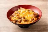 牛とじ丼（大勝うどん）