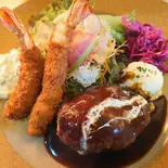 究極のハンバーグとエビフライ弁当（究極のハンバーグと釜焼きピザ trinity＆夙川桜庵）