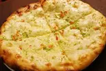 ガーリックチーズナン（うま味家マサラ 武蔵境店）