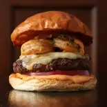 ガーリックシュリンプバーガー(ポテト付き)/ Garlic Shrimp Burger with Salt＆Vinegar Chips（THE DEMEKEN BURGER）