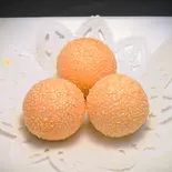 ゴマ団子(三個)（本格中華料理 永利 六本木店）