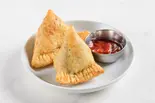 サモサ2個入り Samosa2PcS（『新規オープン！！』葛飾区大人気インドカレー店）