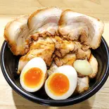 炙り豚3倍！！！背徳感の炙り豚丼（圧倒的背徳感！炙り豚RUSH！ 弘明寺店）