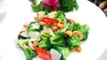 カシューナッツとブロッコリー炒め(中華料理Bear割引セール50%)