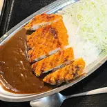 ロースカツ黒カレー（東京鉄板倶楽部 田）