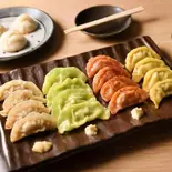 餃子4種盛り(16個)（餃子のハハ 名古屋店）