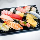 細雪(ささめゆき)11貫（最高級宅配鮨 恋花 本店）