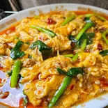 ピリ辛豚ニラ玉炒め（カミナリ飯店）