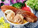 【唐揚げ】丸々一本角煮丼(小盛)（【名物！丸々一本角煮丼】大将のうまとろ食感じっくり煮込み）