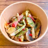 キノコとベーコンのアーリオ・オーリオ（軽食とデザート。Cafe Karanos[カラノス]）