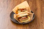 ハンバーグサンド(CAFE LIEN)