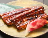うなぎ蒲焼（鰻居酒屋大入り）