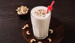サンガムプレミアムカジュラッシー Sangam Premium cashew Lassi（サンガム築地店）