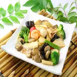 五目うま煮 (八宝菜)（中華料理美山飯店）