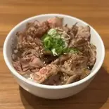炙りチャーシュー丼（らぁ麺ひがし田）