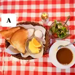 Aセット(アイスコーヒー、トースト、ゆで玉子、サラダ、フルーツ)（SAD CAFE）