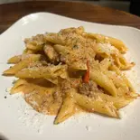 <ダブルサイズ>クワトロヴァッリ風ラグーソースのサイズペンネ＆サラダ（クワトロヴァッリ 調布店）