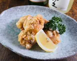【特製】ももの唐揚げ(5個)（鳥料理専門店 萬領）