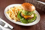 アボガドチーズBURGER(フライドポテト付き)(ONE THE DINER)