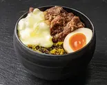 ミニ台湾チーズ牛すじ丼（【櫻井・有吉THE夜会で話題】極太麻婆春雨 錦糸町店）