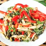 ỐC XÀO MĂNG・つぶ貝とタケノコ炒め（ベト街-PHOVIET）