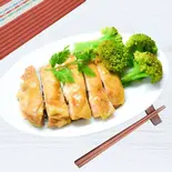 しっとりチキン ＆ ブロカウリ Brokauli ＆ Moist Chicken（シンのカウマンガイ中延支店）