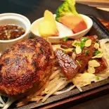 ハンバーグ(150g)＆サイコロステーキ ライス付き（手仕事ハンバーグ ぎゅう丸 春吉店）