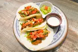 ベジタリアン 大豆ミートファヒータタコス Meat-free fajita tacos(3P)(メキシコ料理ドンブランコ)