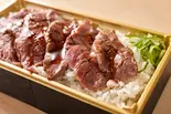 黒毛和牛ステーキ弁当（本格弁当にしや）