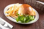 フィッシュBURGER(フライドポテト付き)(ONE THE DINER)