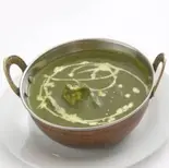 ほうれん草パニール Sag Paneer(【インド料理とカレーの店】トゥラシ)