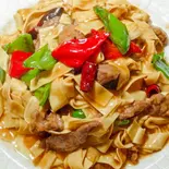 押し豆腐と青とん炒め(尖椒干豆腐)（東京穆斯林飯店 ムスリム飯店）
