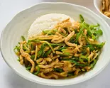 チンジャオロース丼(中華料理 菜香菜 金町店)