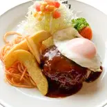 ハンバーグと目玉焼きプレート【200g】（いずみカリー桜塚本店）