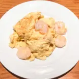 エビと玉子炒め(長春飯店)