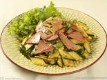 黄瓜拌牛肉/牛肉とキュウリ和え（庄稼院）