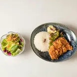 自慢の油淋鶏ランチ（ライブハウス55自由が丘）