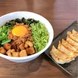 【人気定番】台湾まぜそば・餃子6個セット Taiwanese Mix Noodles + 6-Piece Gyoza Dumpling Set（らーめんKING 甲子園店）